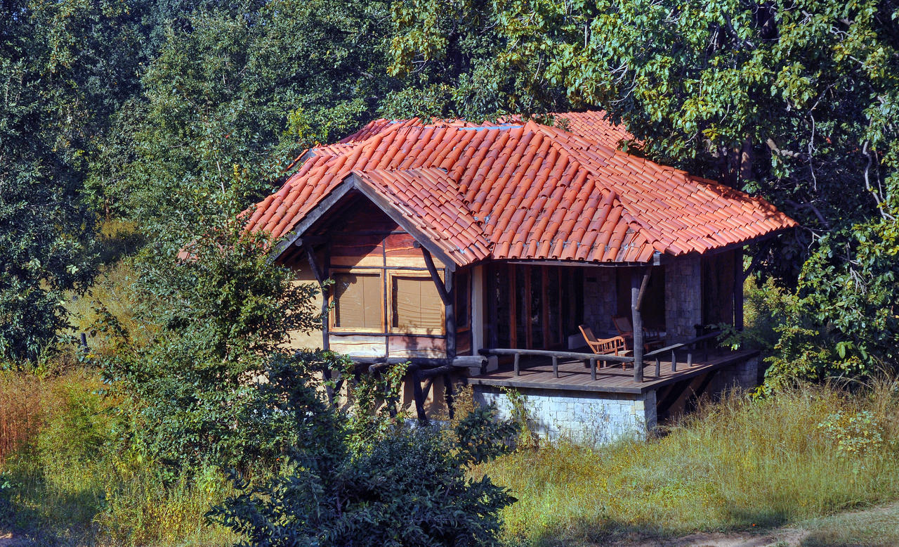 Kanha Earth Lodge Mandlā Exterior photo