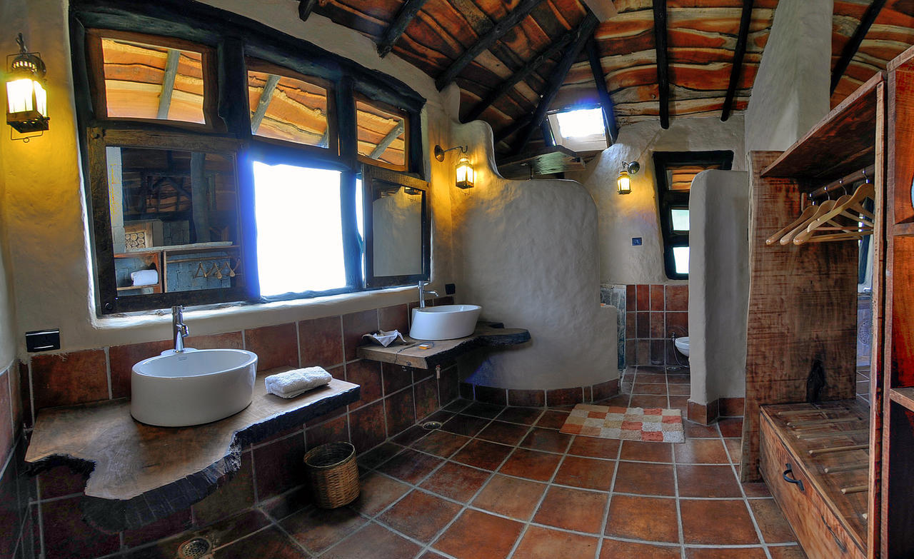 Kanha Earth Lodge Mandlā Exterior photo