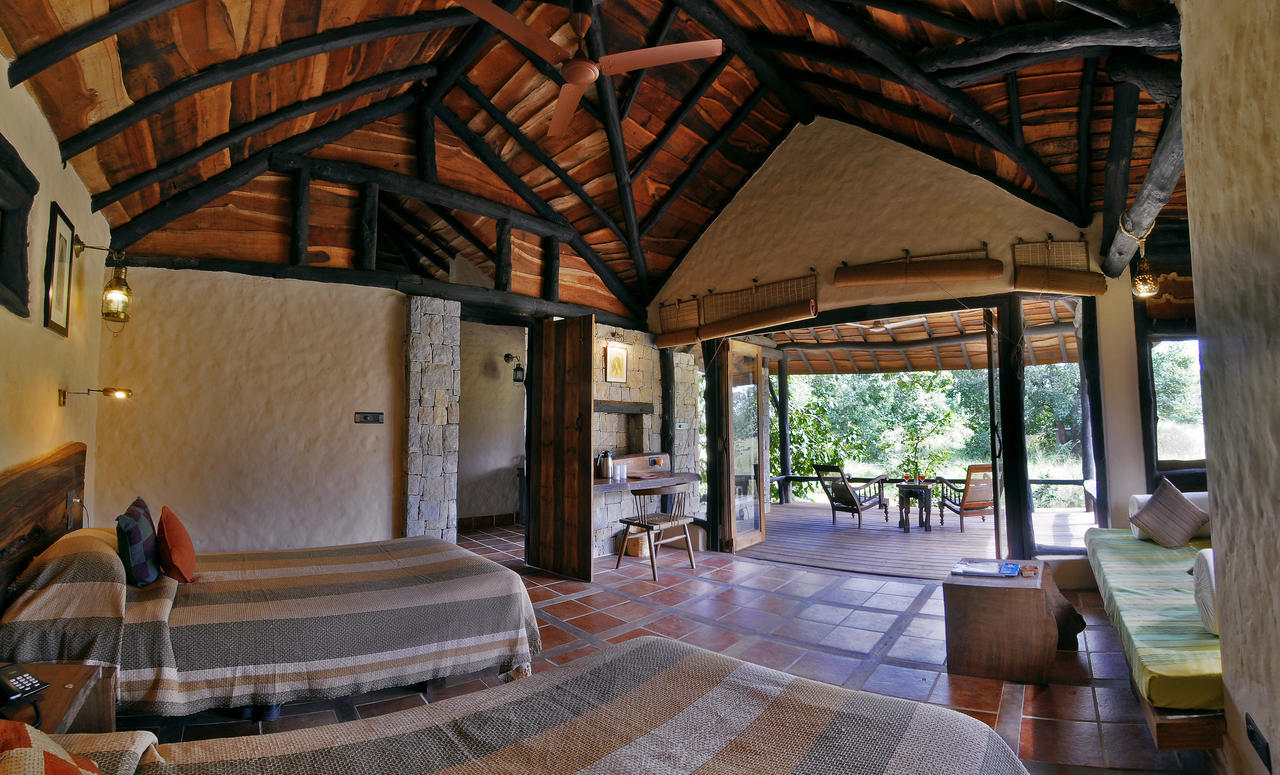 Kanha Earth Lodge Mandlā Exterior photo